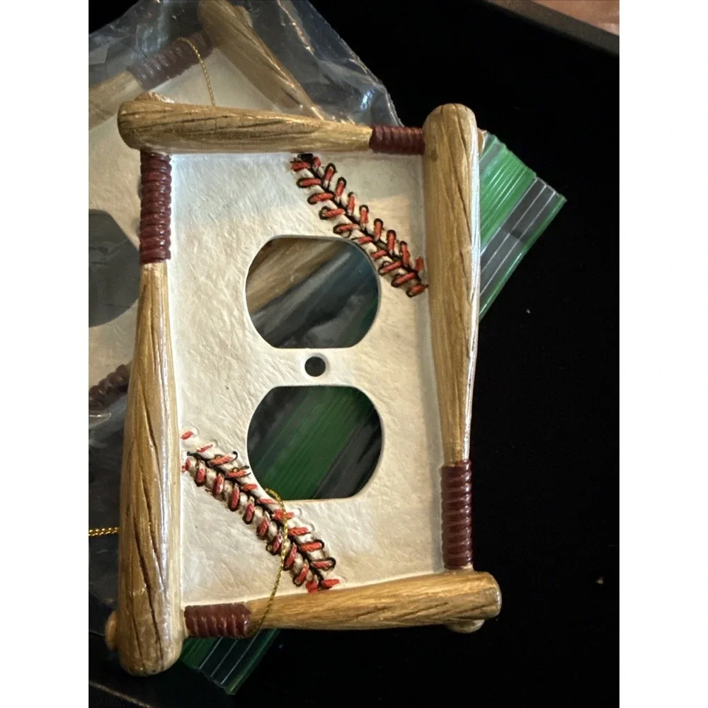 Baseball themed Outlets‎ Plate cover (2). New 4060.